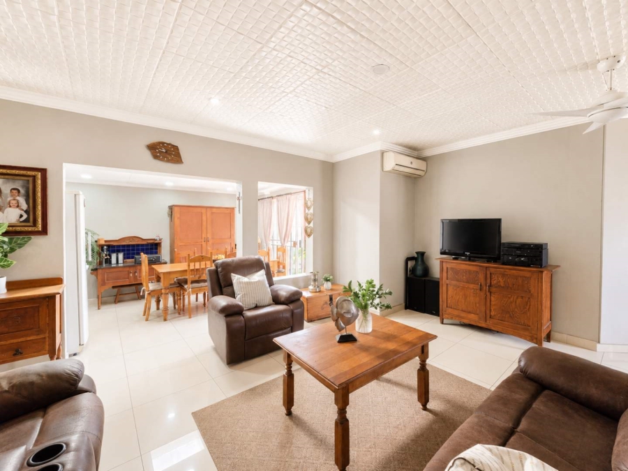 2 Bedroom Property for Sale in Heuwelsig Free State